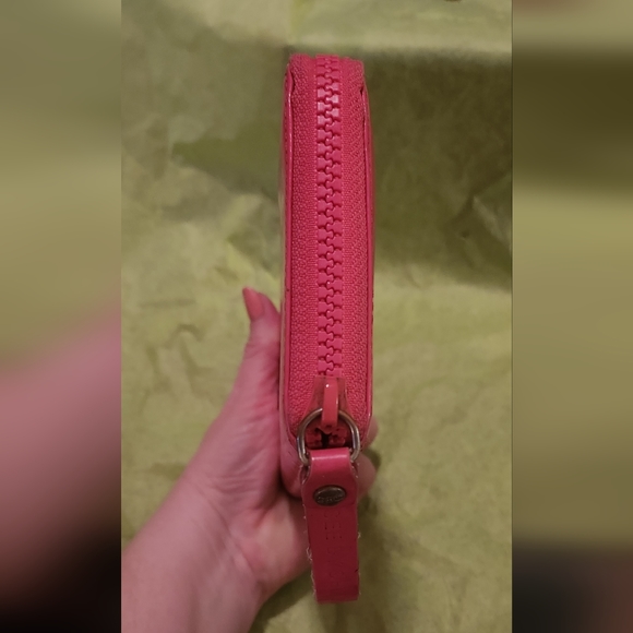 See By Chloe Patent Leather Long Zip Wallet Hot Pink 8" X 4.5" - Picture 4 of 15